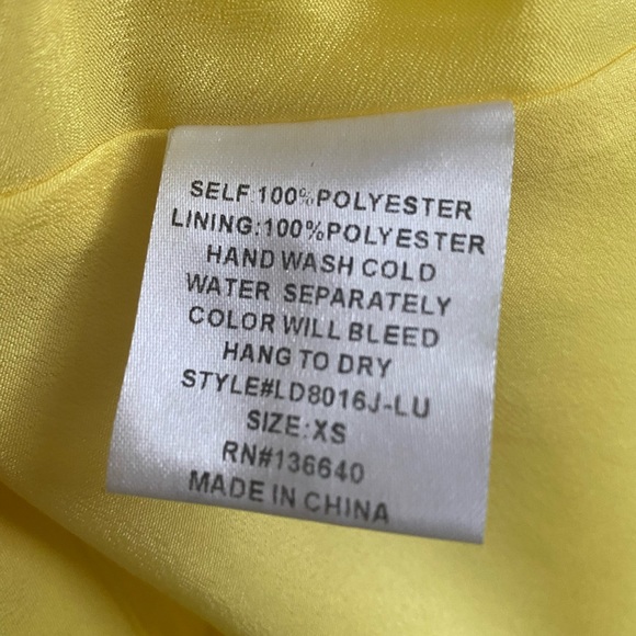 Lulu’s Backless Dress - Picture 7 of 7